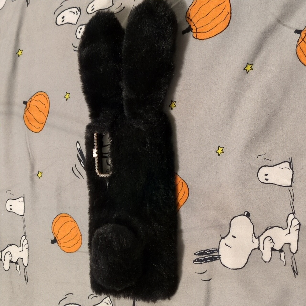 Black bunny phone case